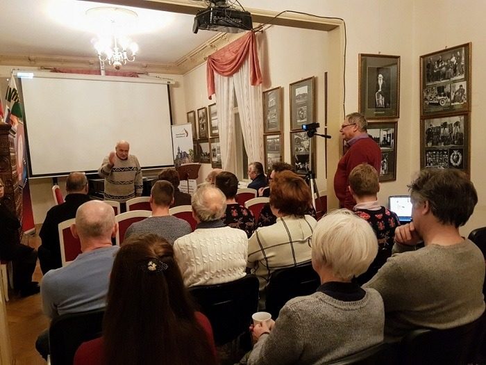 Mehr über den Artikel erfahren Kurzfilmtag in Dresden – mit einer Show russischer Aufnahmen über Astronauten
